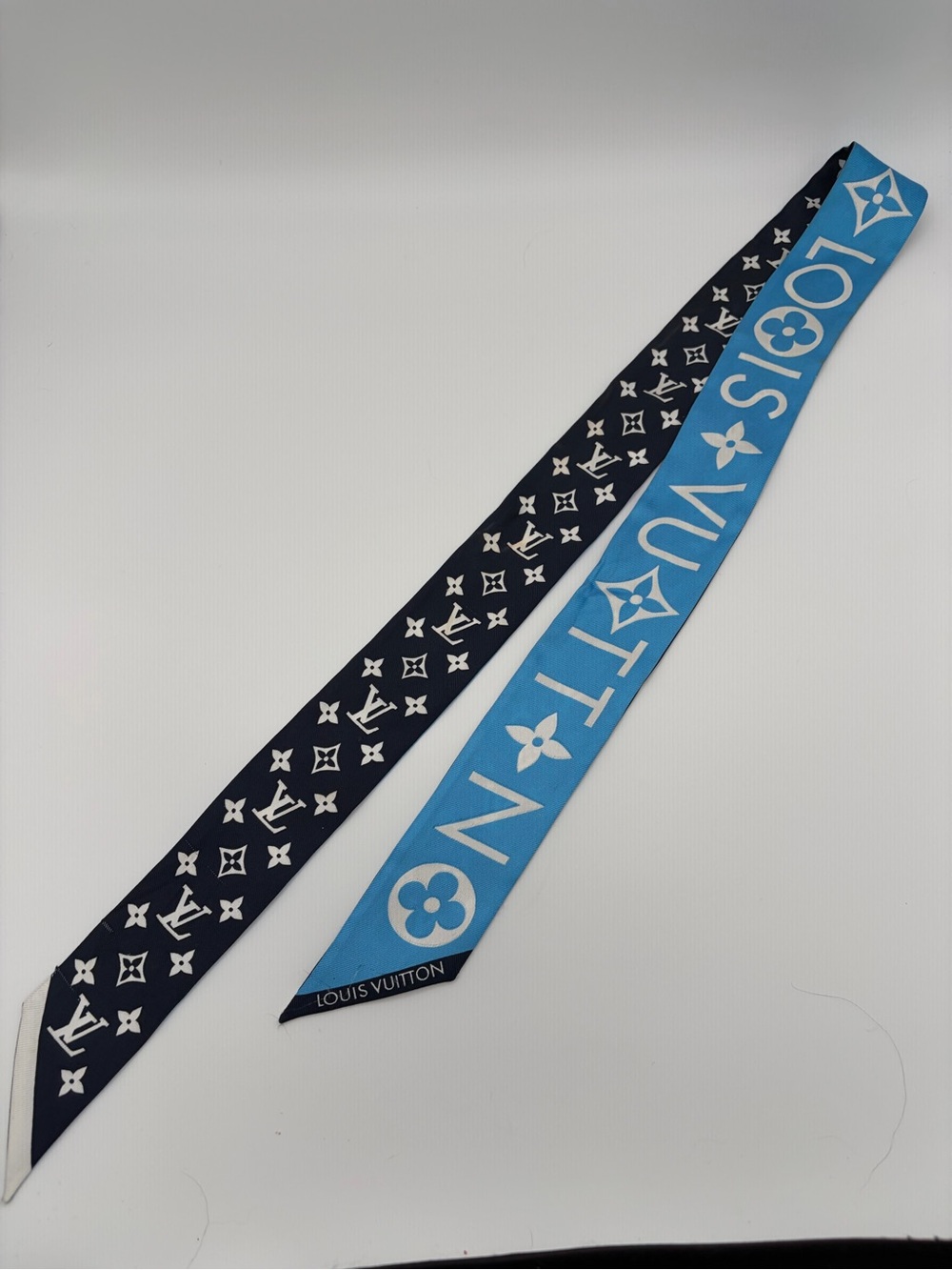 Louis Vuitton Monogram Bandeau Marine Bleu Authentic Silk Scarf ✨✨